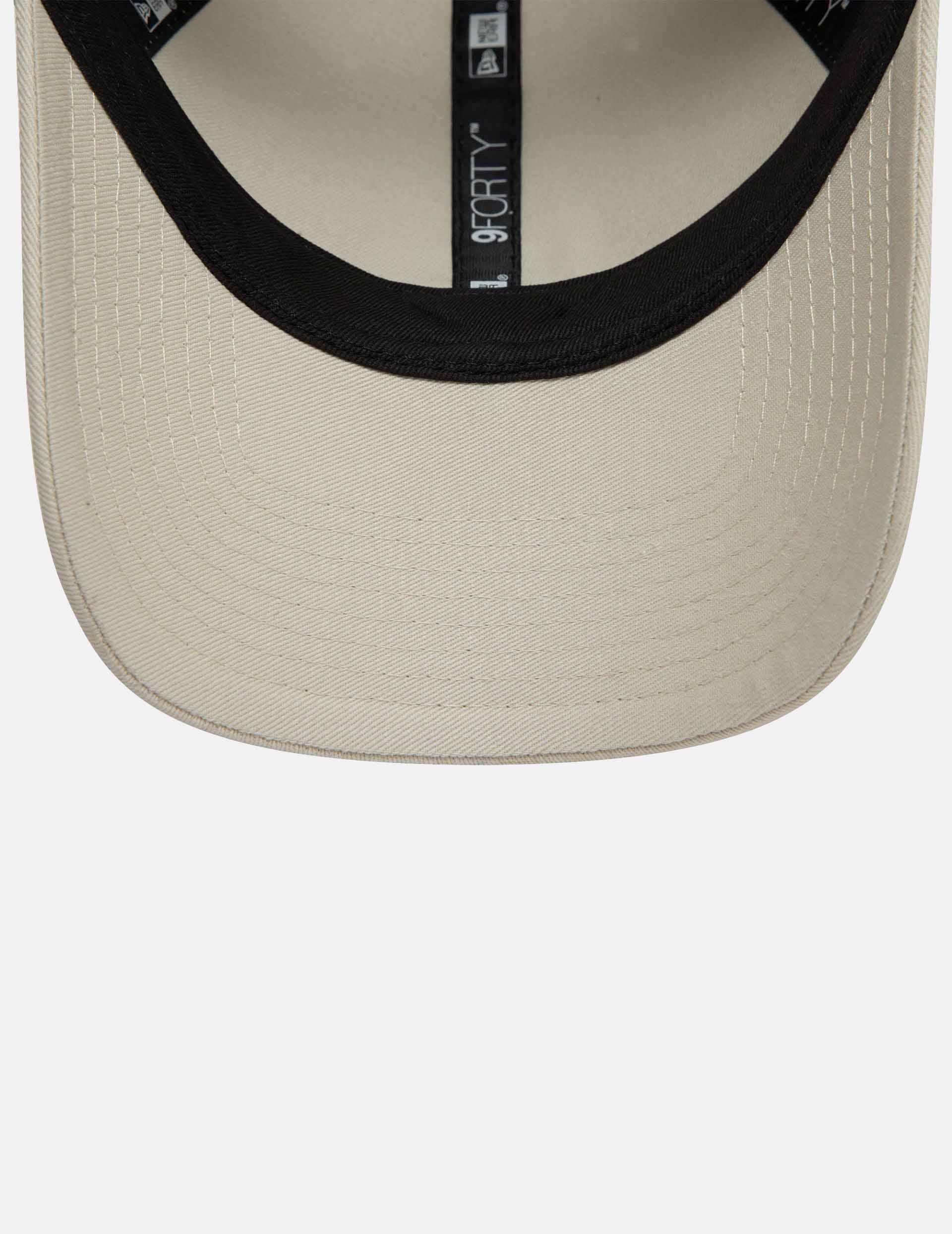 Gorra NEW ERA 940 NE BADGE - Light Beige