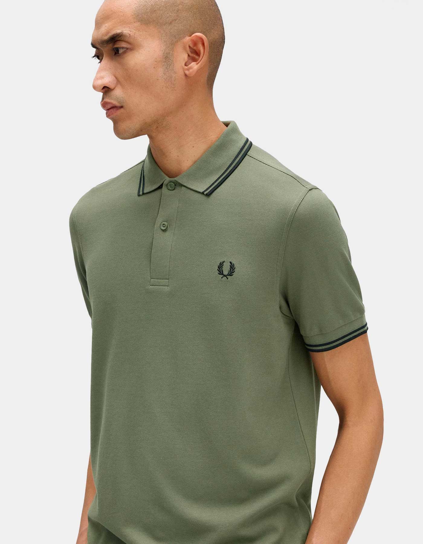 Polo FRED PERRY M3600 - Laurel Wreath Green/Black
