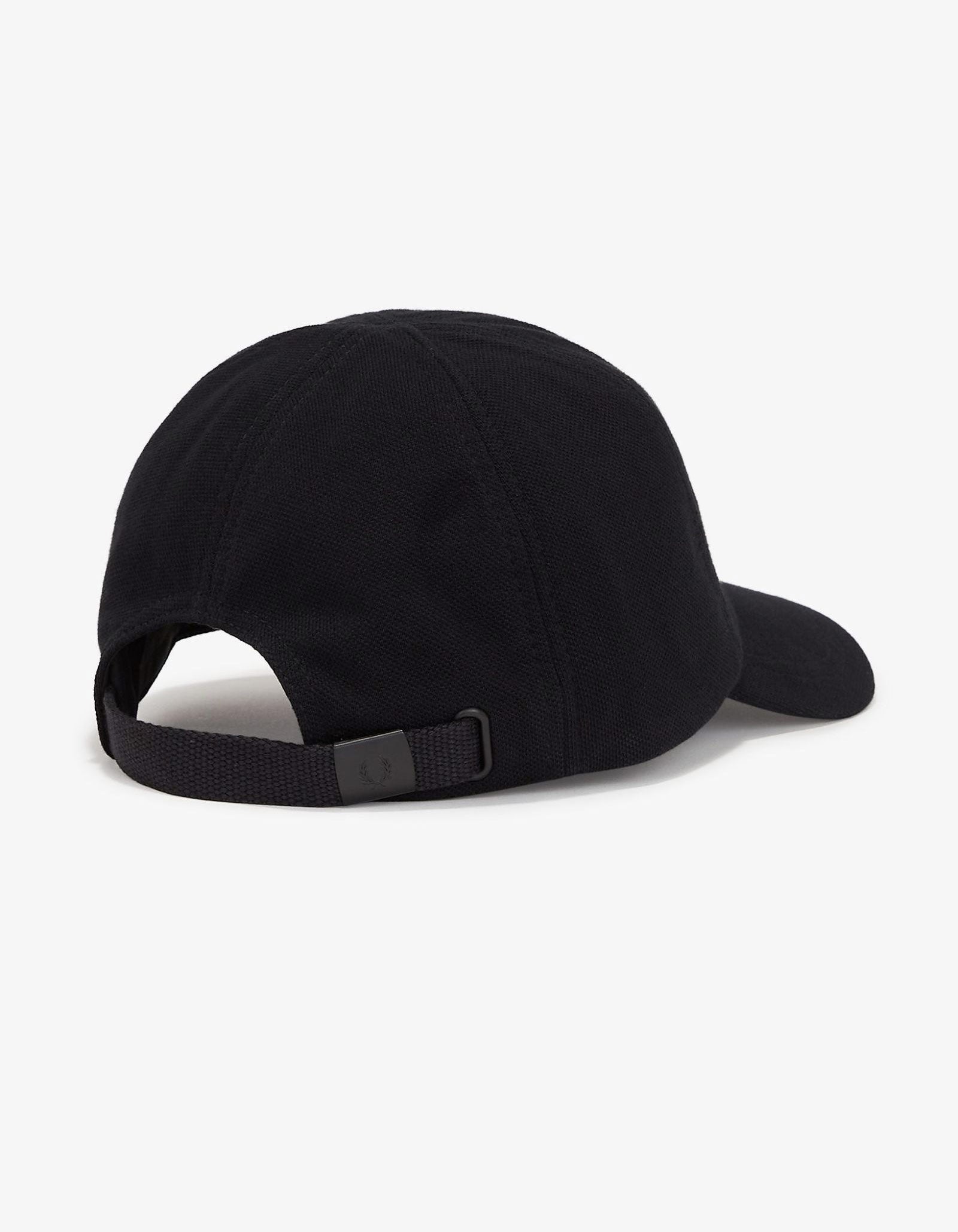 Gorra FRED PERRY HW6726 - Black/Snow White