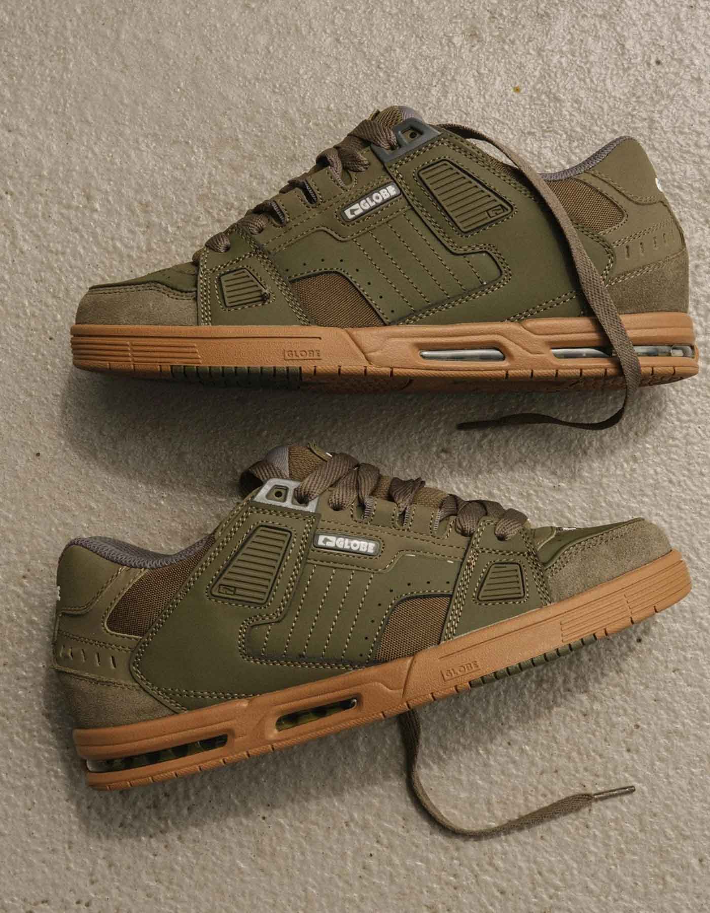 Zapatillas GLOBE SABRE - Moss/Gum