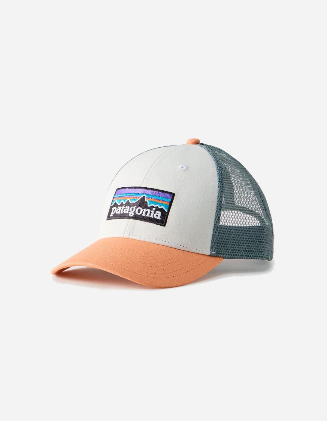 Gorra PATAGONIA P-6 LOGO LOPRO TRUCKER - White/Peach Sherbe