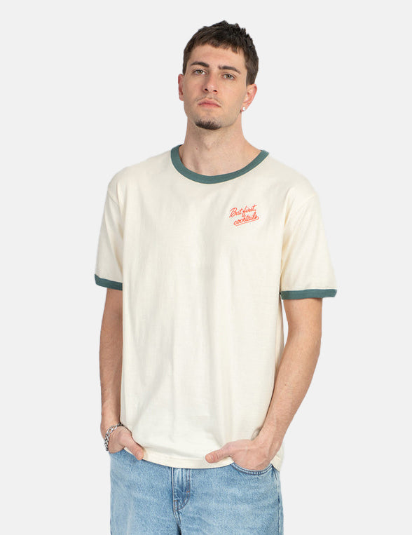 Camiseta KAOTIKO BUT FIRST COCKTAILS - Ivory