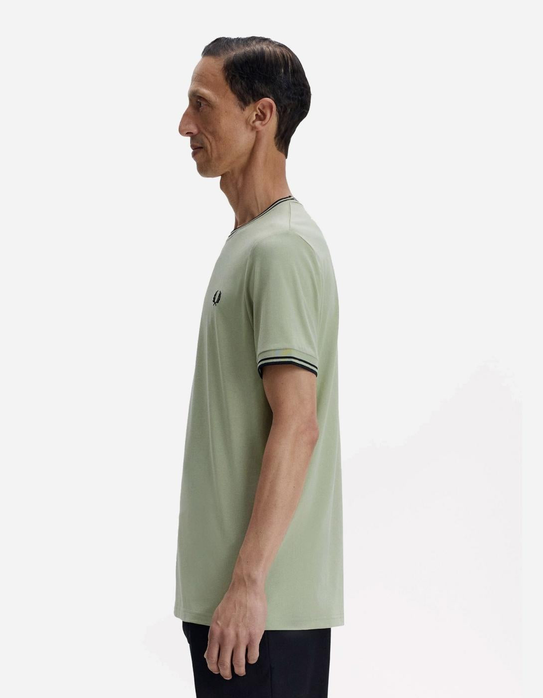 Camiseta FRED PERRY M1588 - Seagrass/Black