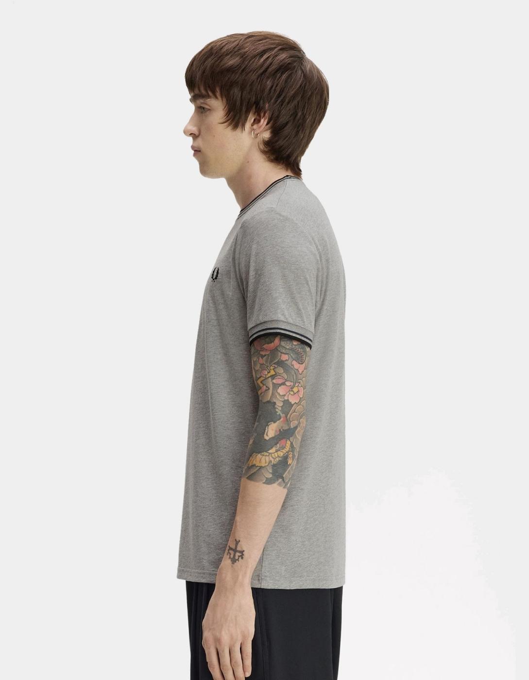 Camiseta FRED PERRY M1588 - Steel Marl/Dark Airforce/Black