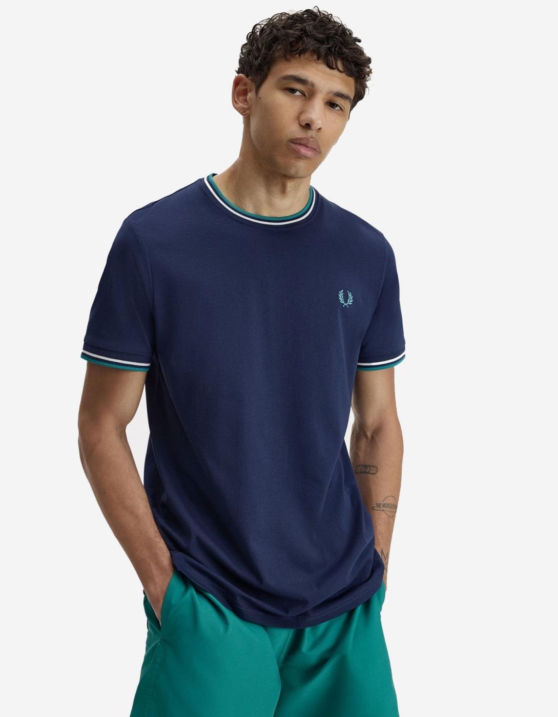 Camiseta FRED PERRY M1588 - Tennis Blue/Snow White/Dpmt