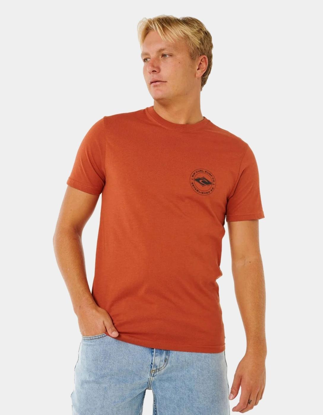 Camiseta RIP CURL STAPLE - Baked Clay