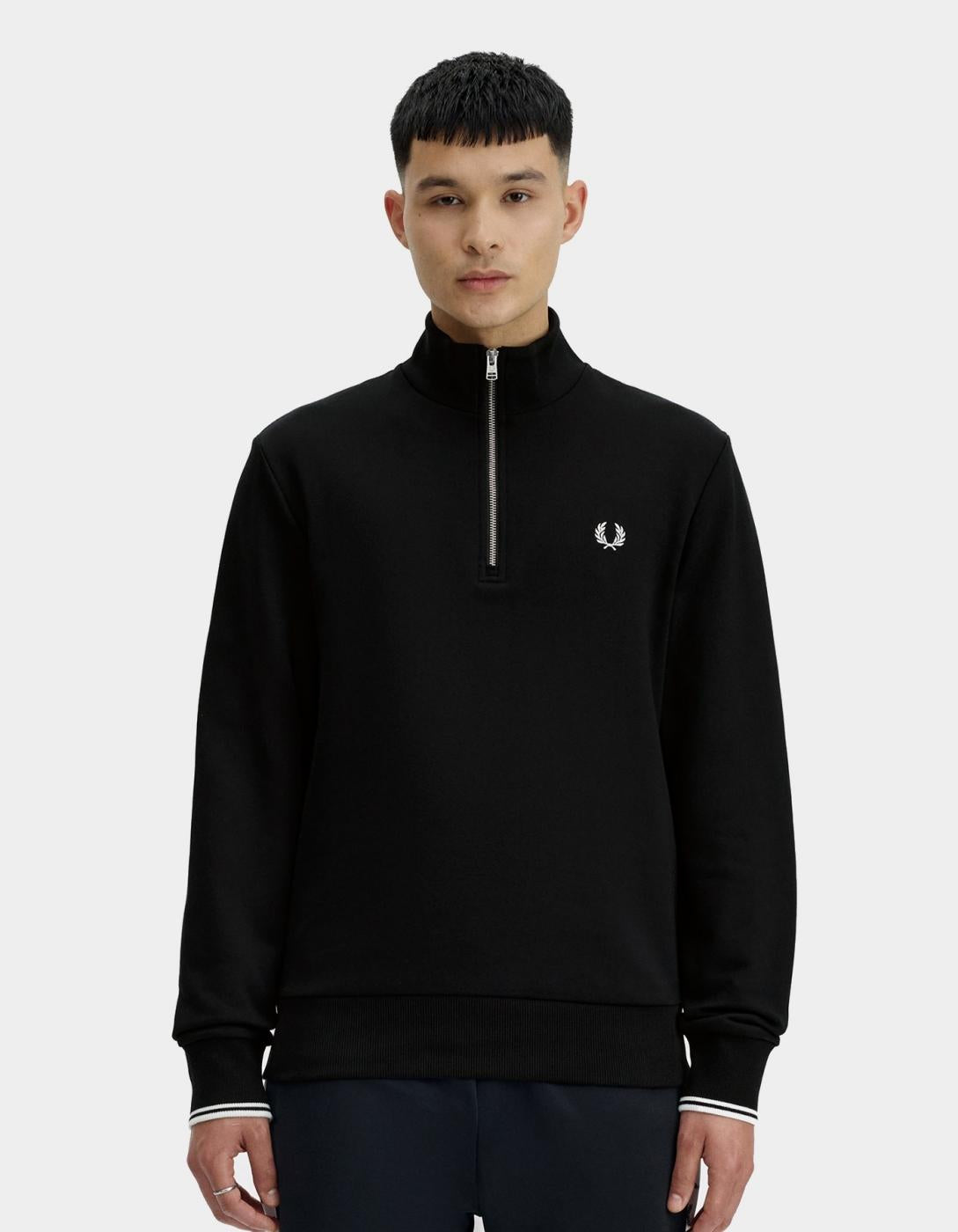 Sudadera FRED PERRY HALF ZIP M3574 - Black