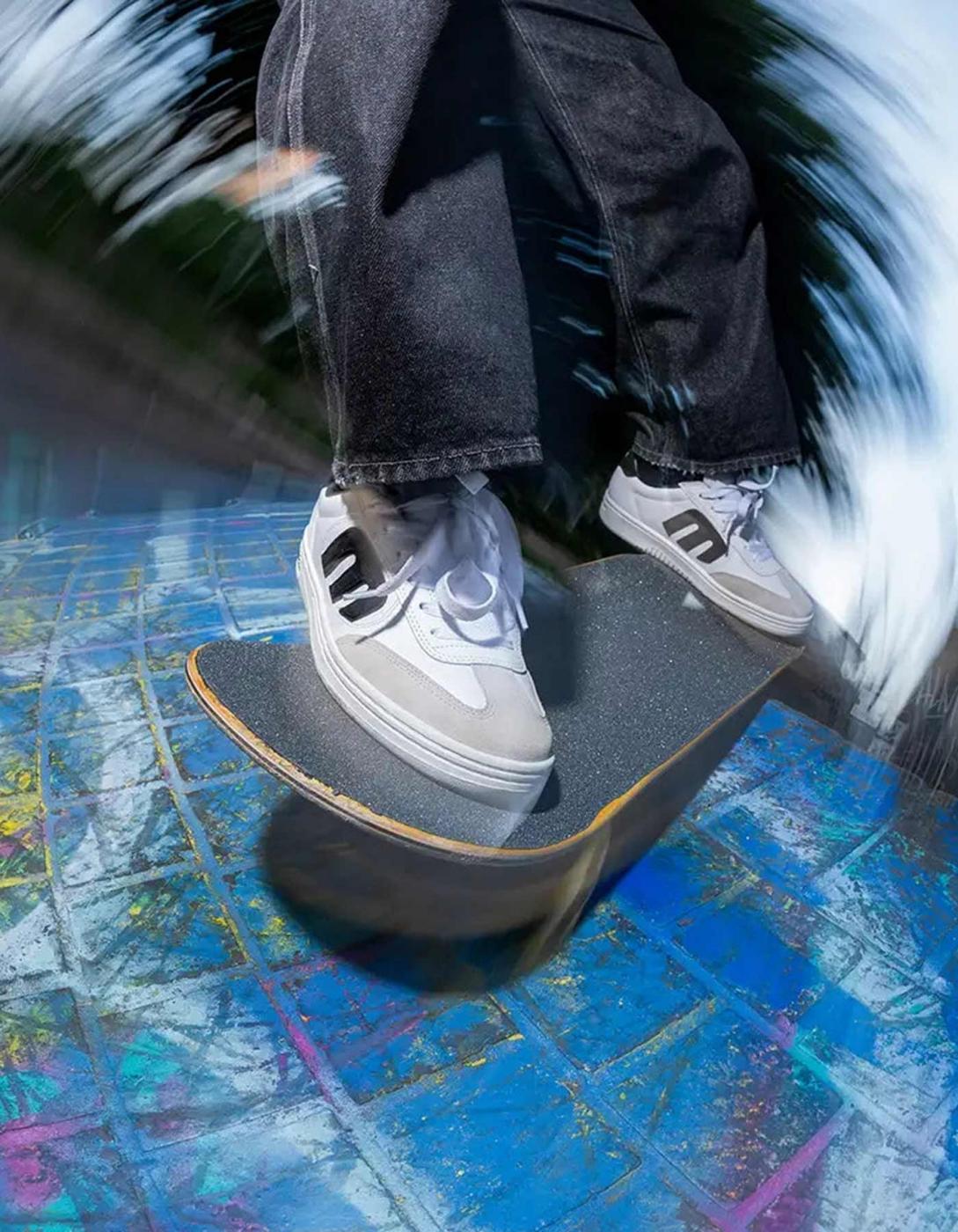 Zapatillas ETNIES LOCUT - White/Black/Gum