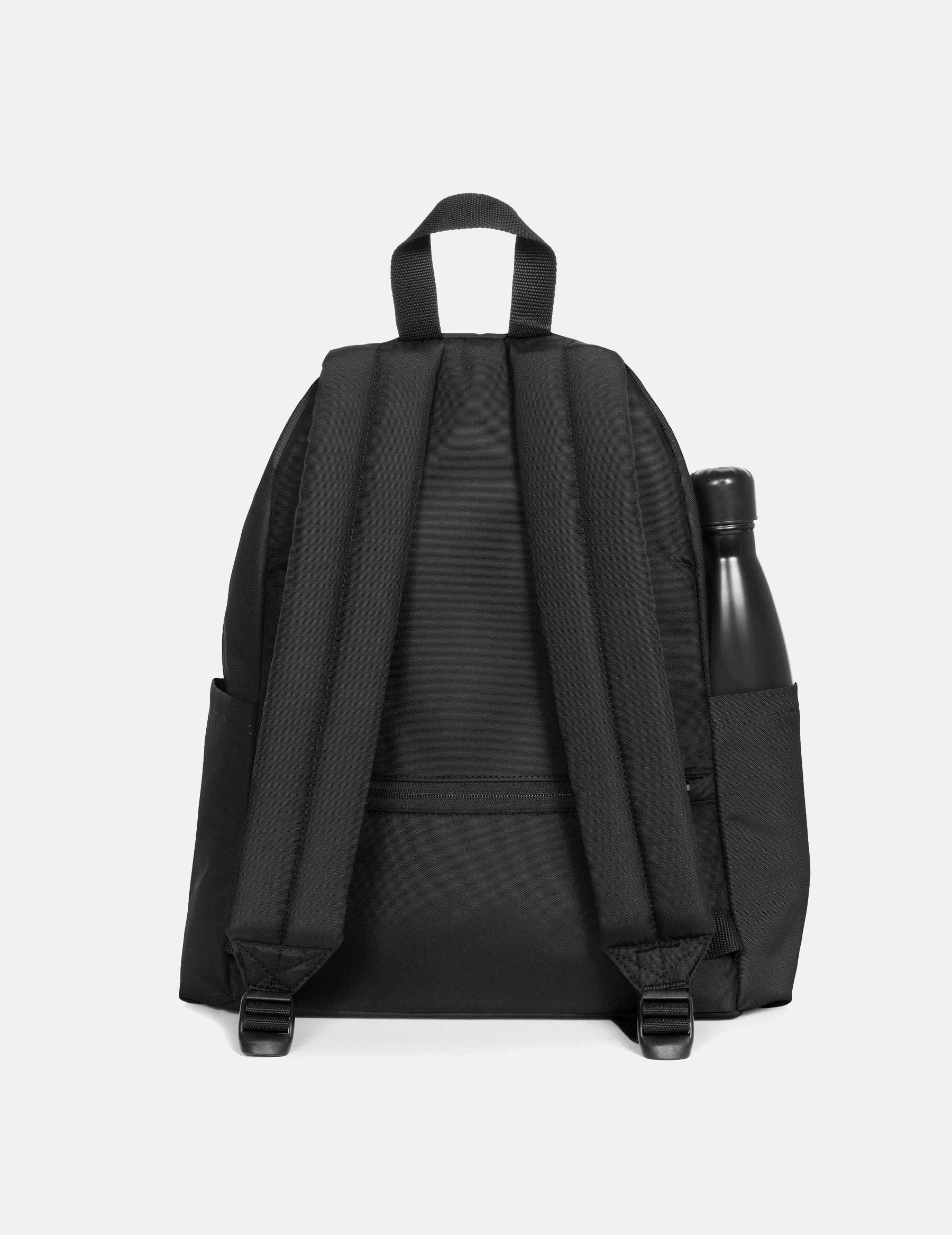 Mochila EASTPAK DAY OFFICE 31L - Black