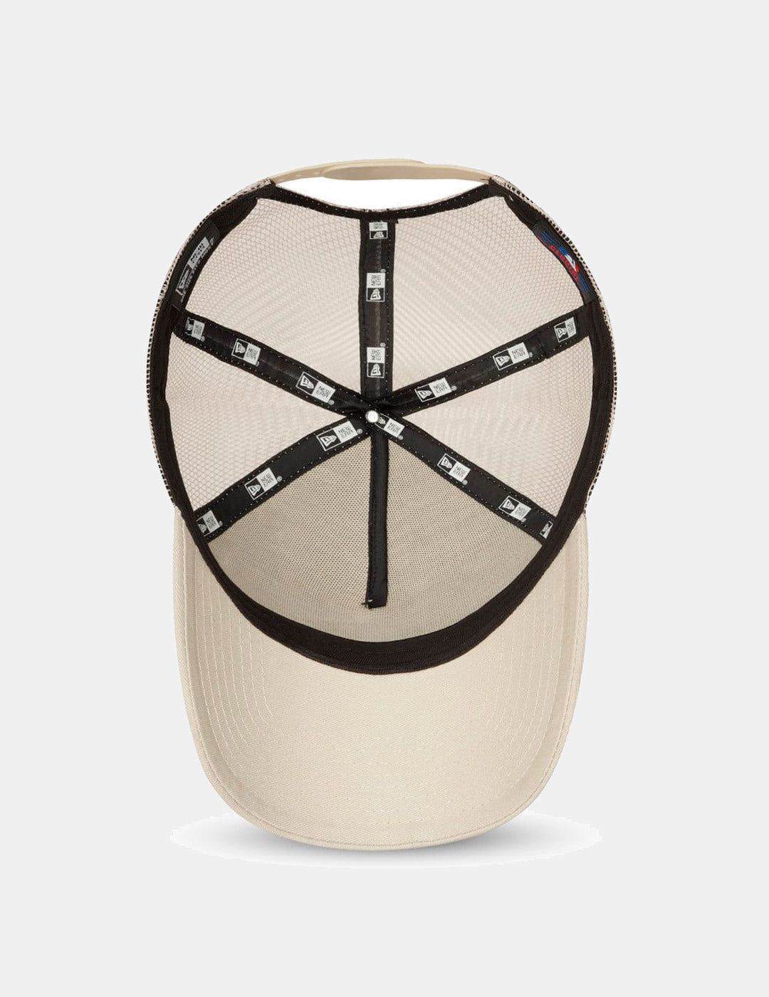 Gorra NEW ERA HERITAGE PATCH 940 AF TRUCKER NE - Crema