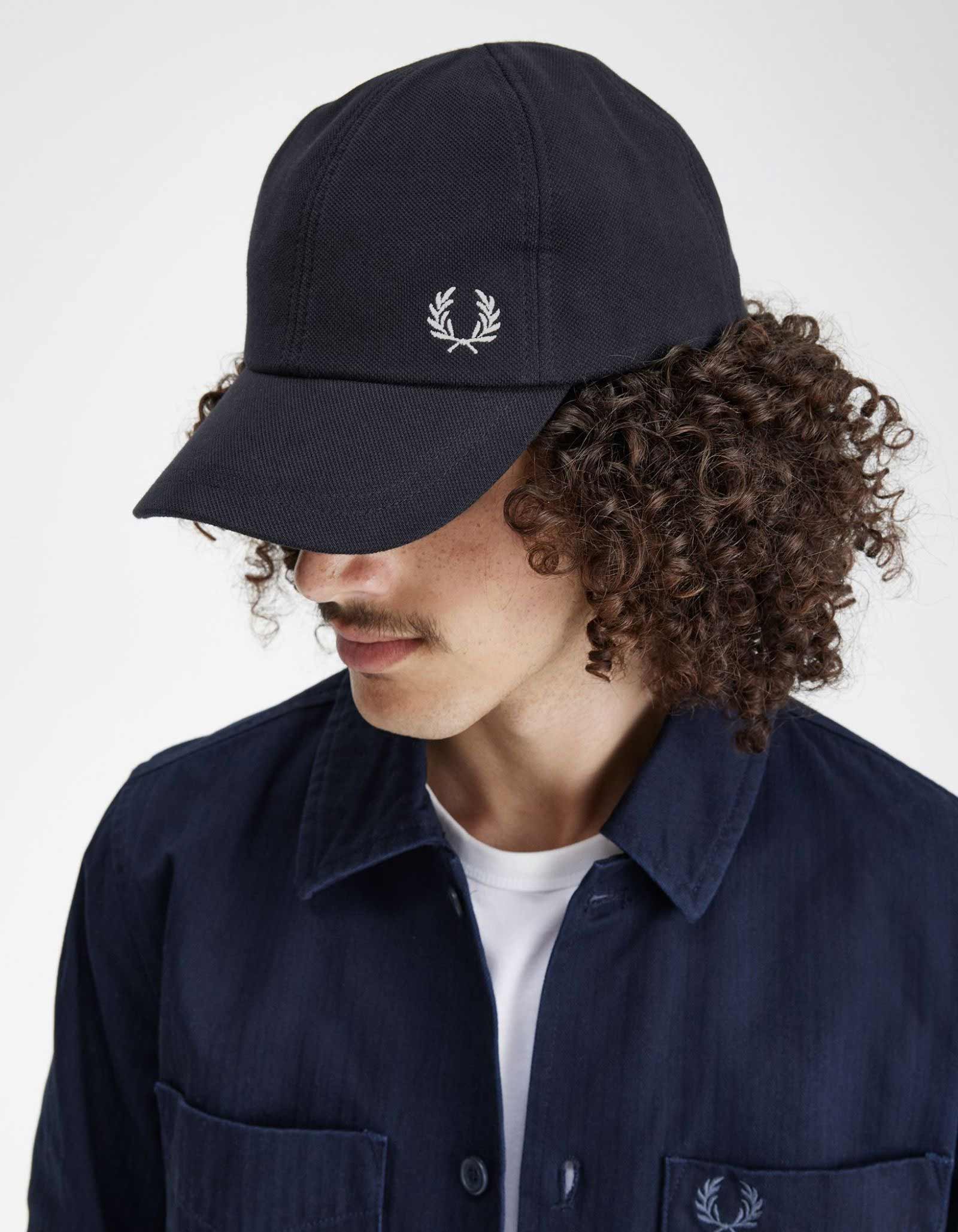Gorra FRED PERRY HW6726 - Navy/Snow White