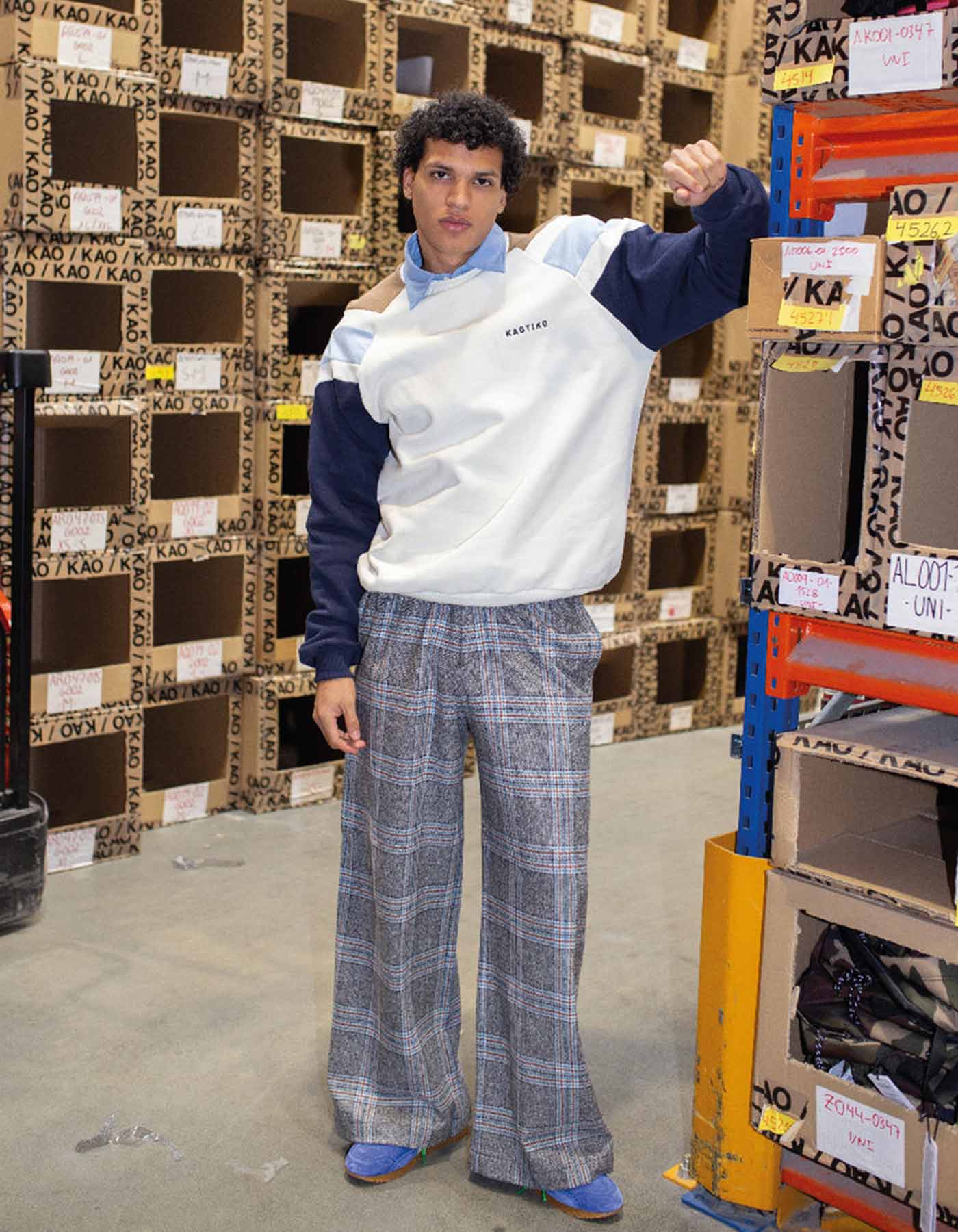 Sudadera KAOTIKO Crew ROCCO - Ivory/Navy