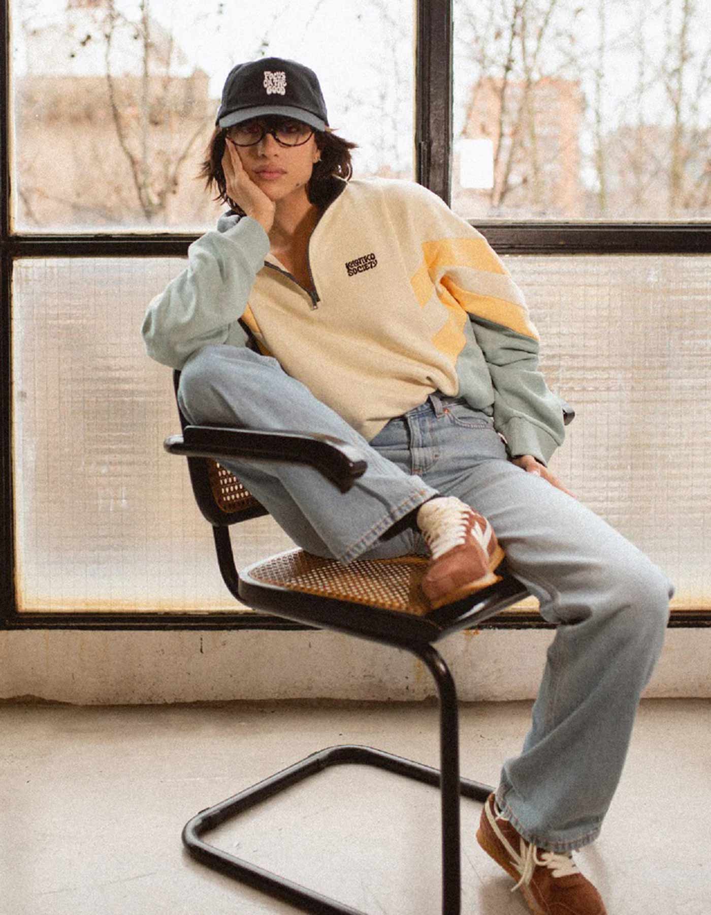 Sudadera Crew KAOTIKO CLARK - Bone/Cloud