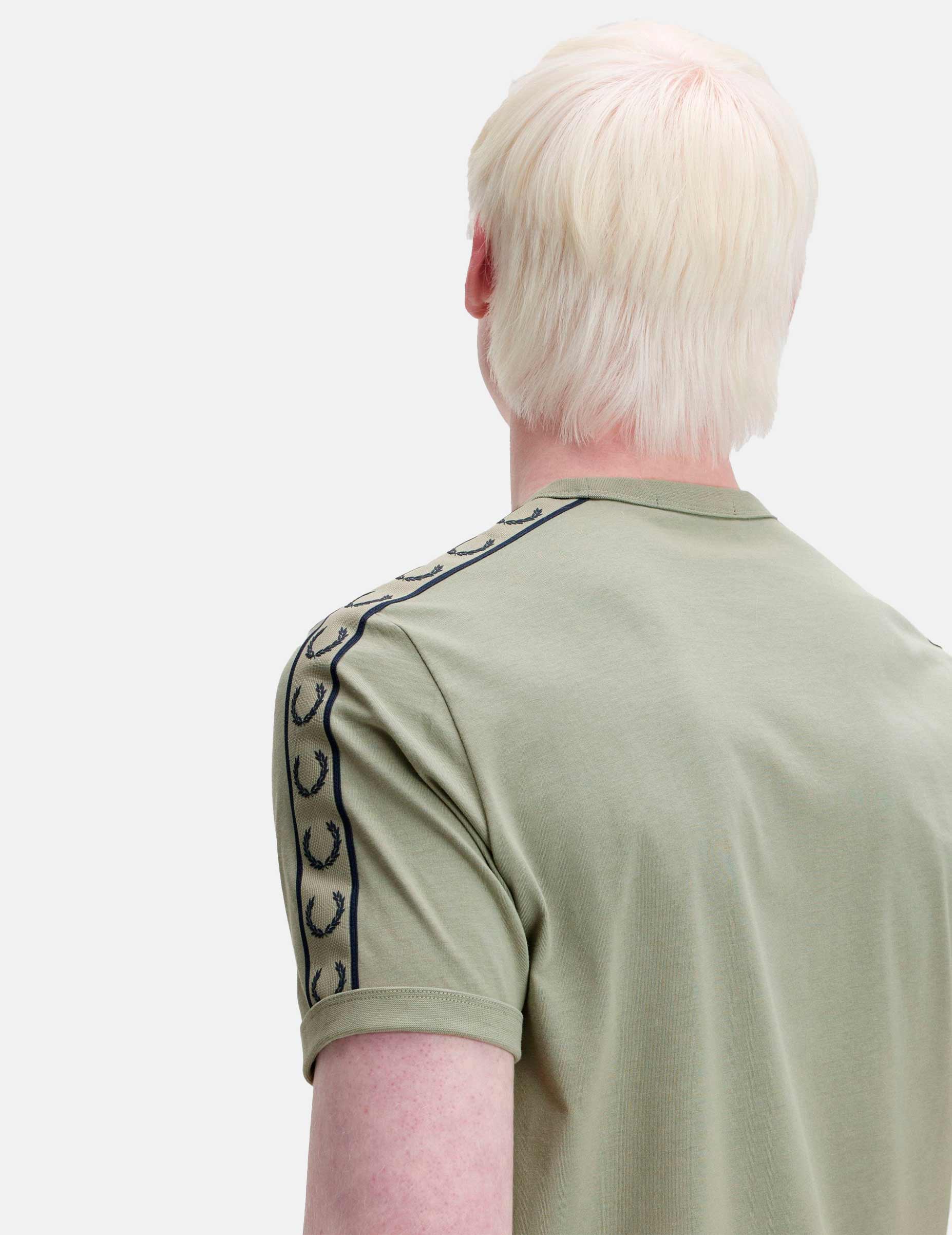 Camiseta FRED PERRY M4613 - Seagrass/Navy