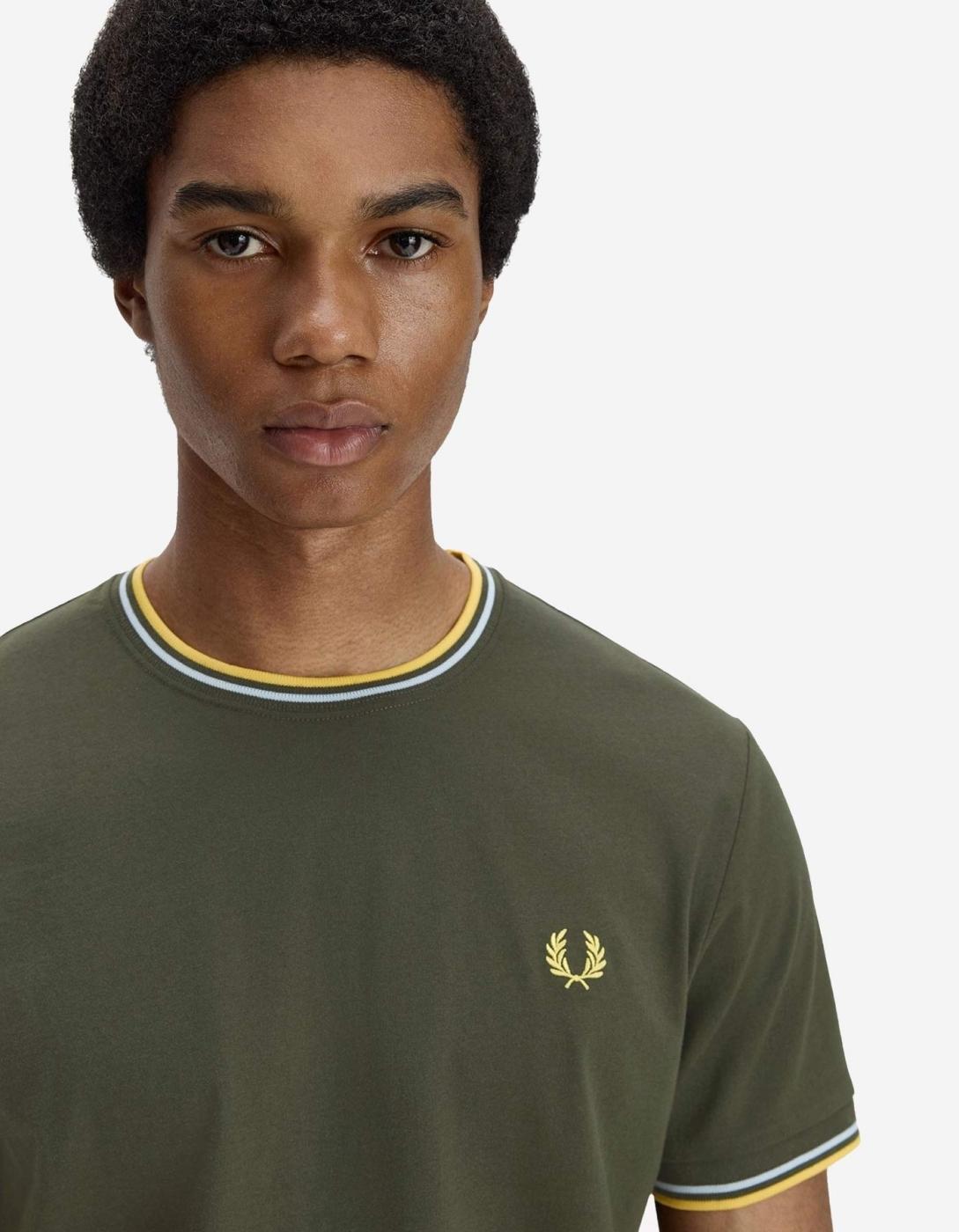 Camiseta FRED PERRYM1588 - Hunting Green/Light Ice/Lemon Bar