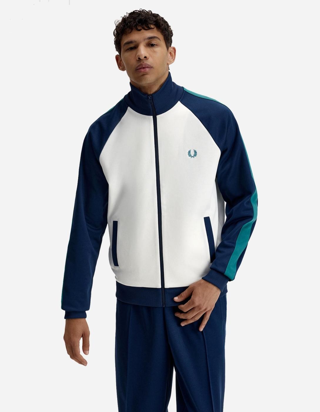 Chaqueta FRED PERRY J2327 - Snow White