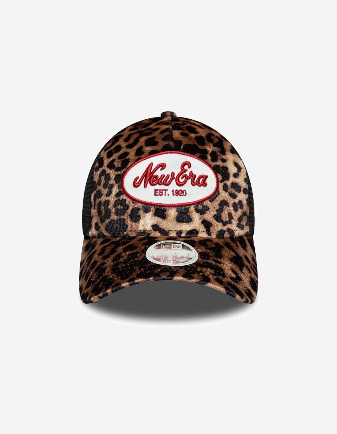 Gorra 940 NEW ERA LEOPARD MC AF TRUCKER - Beige
