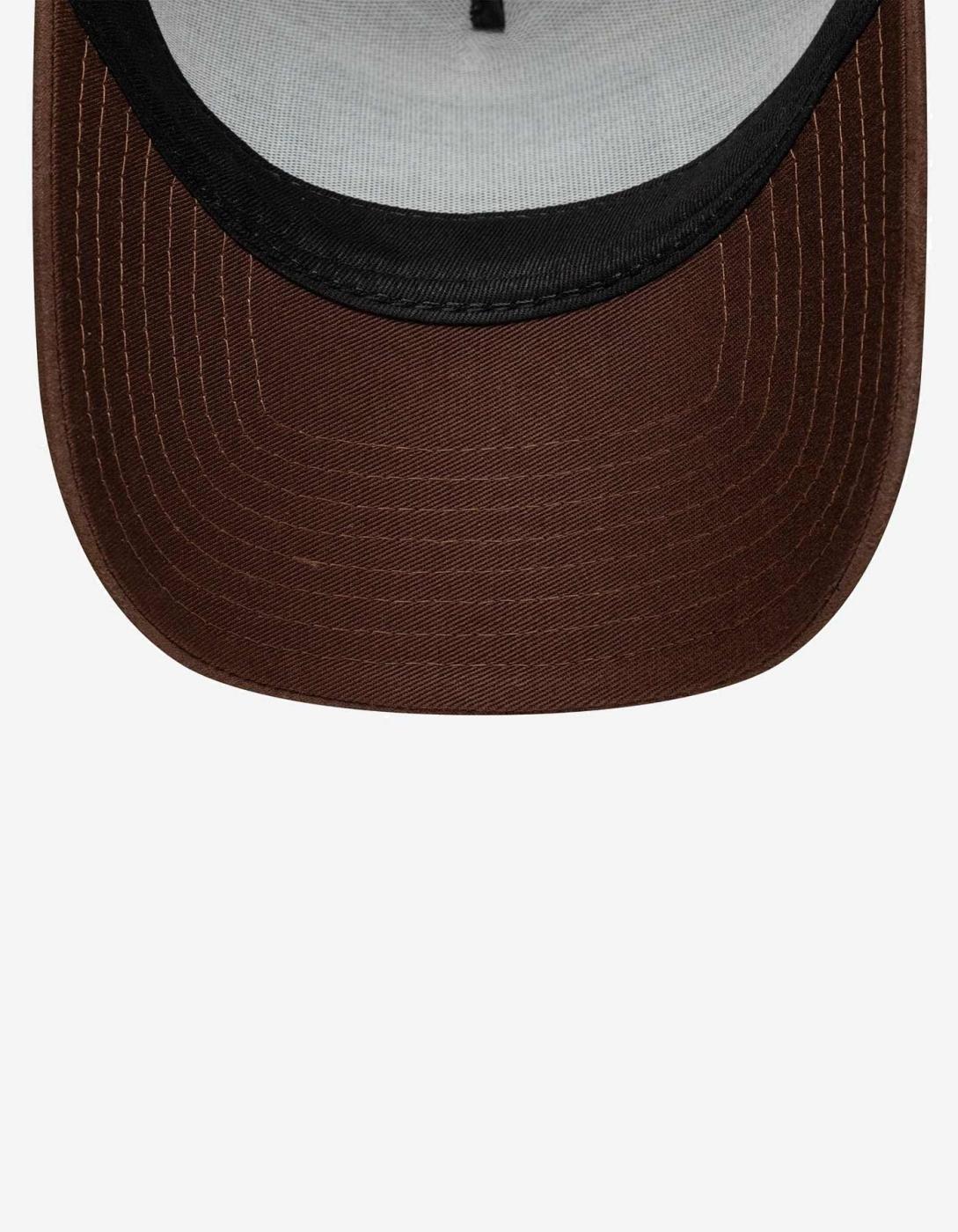 Gorra 940 NEW ERA NE PATCH SUEDE EFRAME - Beige