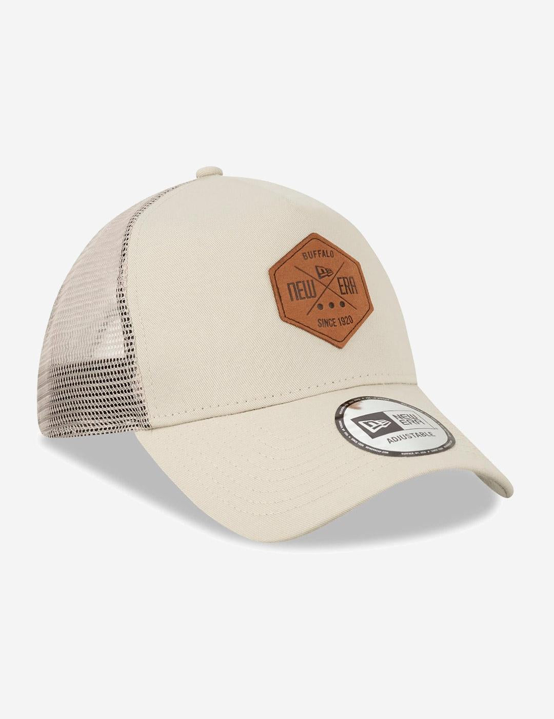 Gorra NEW ERA HERITAGE PATCH 940 AF TRUCKER NE - Crema