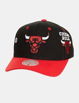 Gorra MITCHELL & NESS OVERBITE PRO BULLS - Black