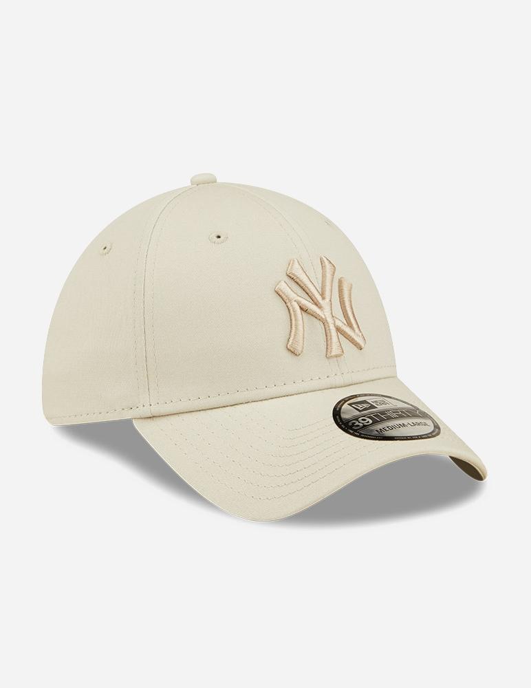 Gorra NEW ERA LEAGUE ESSENTIAL 3930 NEYYAN - Light Beige