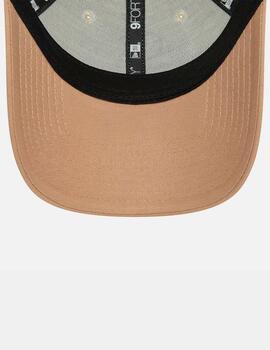 Gorra NEW ERA WORLD SERIES 940 CHIWHICO - Med Beige